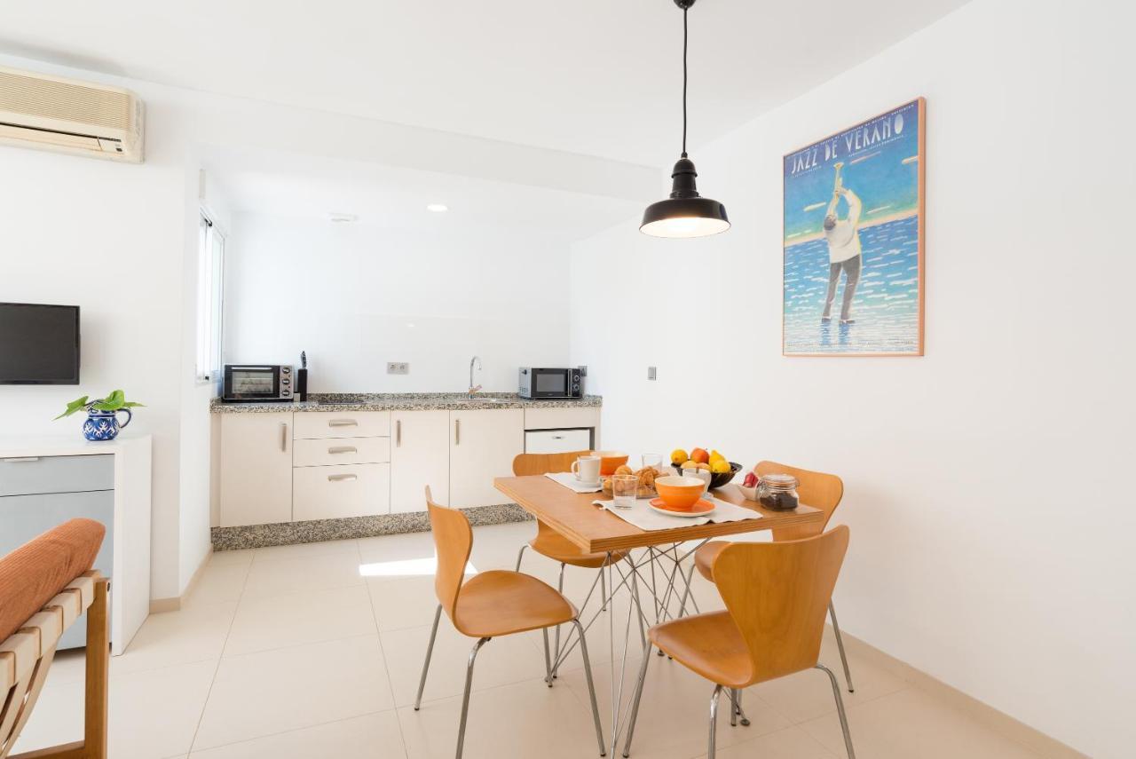 Pedregalejo, casita cerca del mar Apartamento Málaga Exterior foto